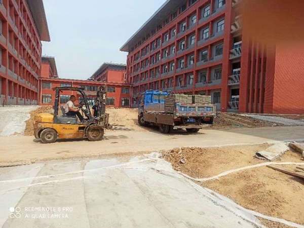 洛陽(yáng)職業(yè)技術(shù)學(xué)院透水磚工程案例-施工前 洛陽(yáng)職業(yè)技術(shù)學(xué)院透水磚工程案例-施工前