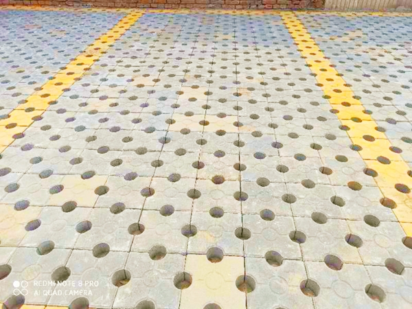 洛陽宜陽縣錦屏鎮(zhèn)馬堯村植草磚施工工程效果展示 洛陽宜陽縣錦屏鎮(zhèn)馬堯村植草磚施工工程效果展示